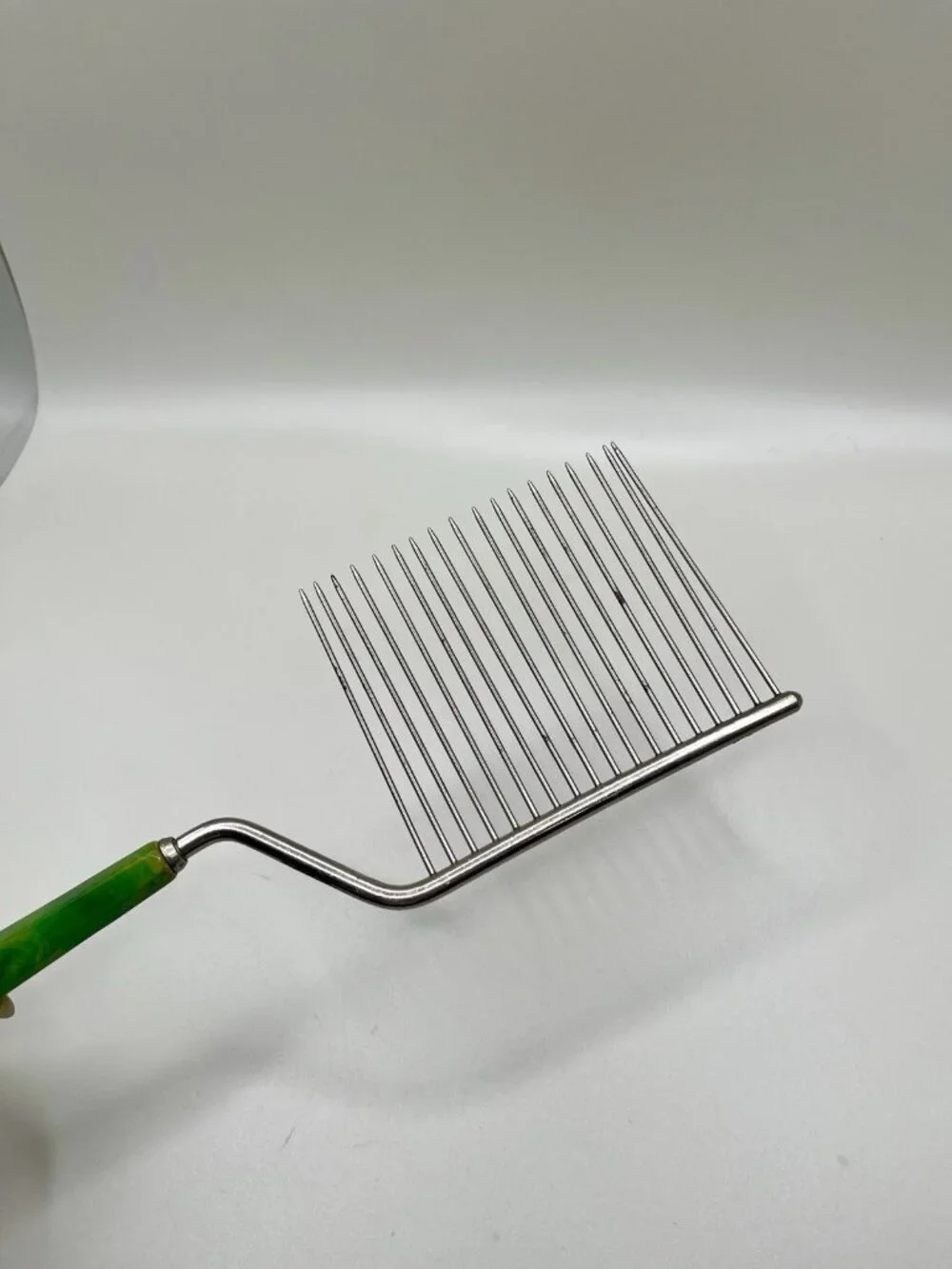 Vintage 30s 40s Green Marbled Bakelite Angel Food Cake Breaker Comb Mid Century